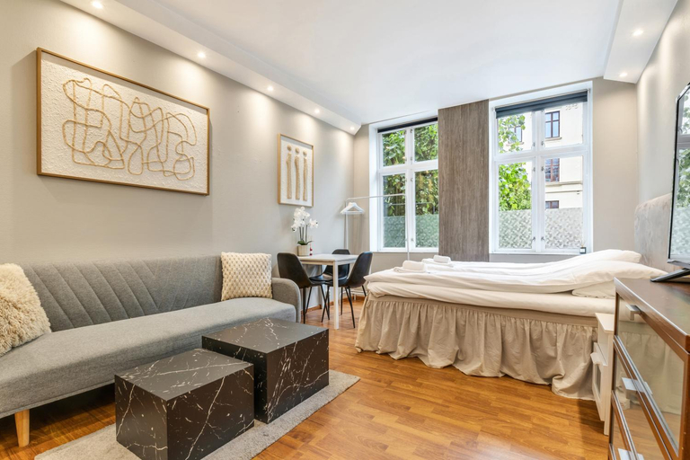 Bedroom 2, Fløyen Apartments, Bergen