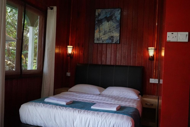 Bedroom 4, MUSHROOMS INN, Semporna