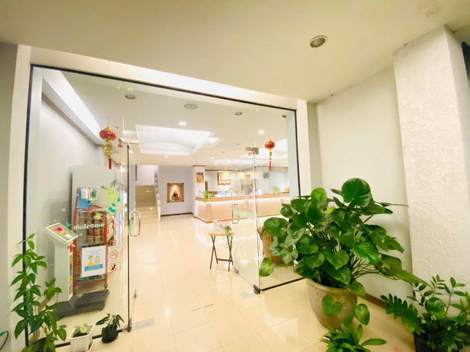 Public Area 1, NARAIGRAND HOTEL, Chai Badan