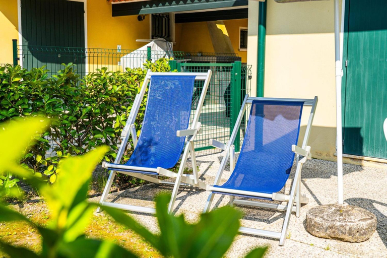 2, Charming villa with swimming pool near the beach, Venezia