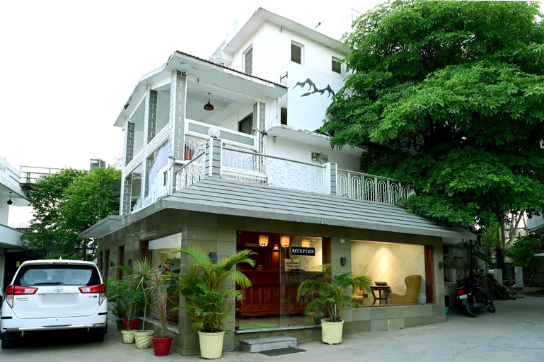 Exterior & Views 2, Hotel Shanti Mount Abu, Sirohi