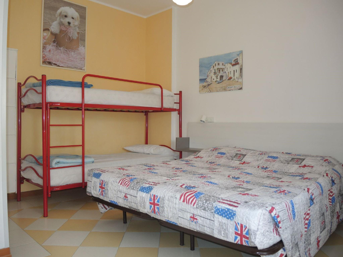 Bedroom 2, One-Bedroom Apartment with balcony and air conditioning - By Beahost Rentals, Venezia