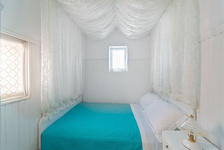 Bedroom 2, SANTORINI PARADISE CAVE HOUSES, South Aegean