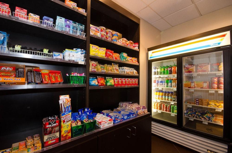 Food & Drinks 5, Quality Inn & Suites Downtown Mansfield, Richland