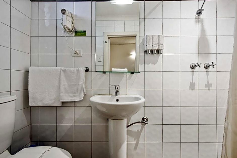Bathroom, Welcome Inn 277, Adelaide