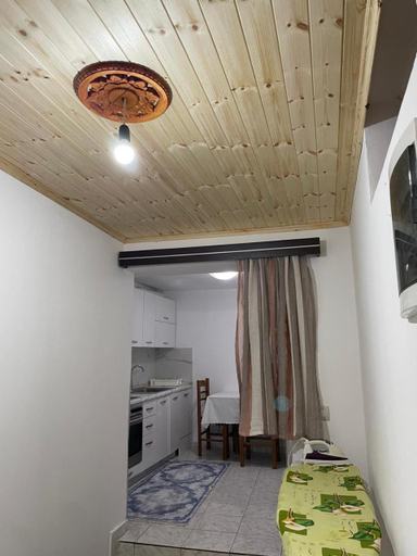 Others 3, Hostel Xarba, Gjirokastrës