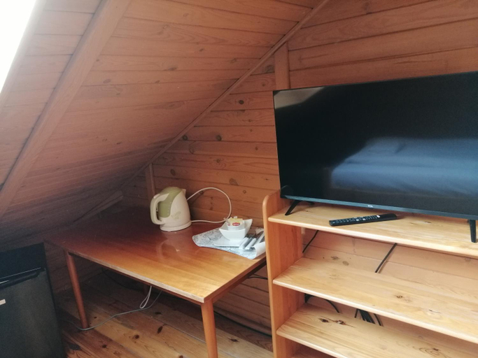 Others 5, Pokoje nad morzem Rybnicka, Gdynia