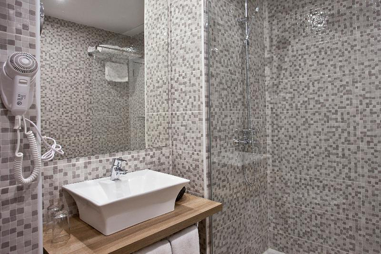 Bathroom, Smartline Anba Romani, Baleares