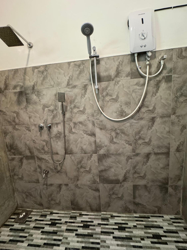 Bathroom 4, Elite Safari Resort, Embilipitiya