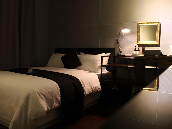 Bedroom 2, Gout Stay, Dong