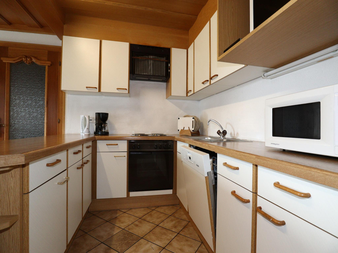 Others 4, Cozy apartment with a beautiful view, Landeck