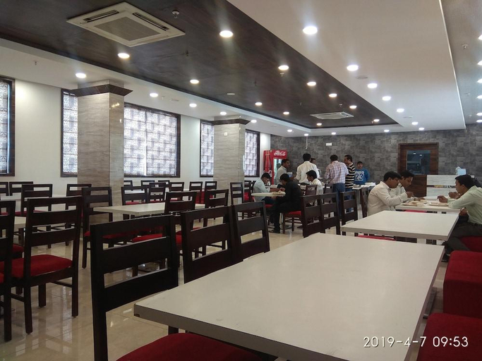 Food & Drinks 4, Visawa palace, Nanded