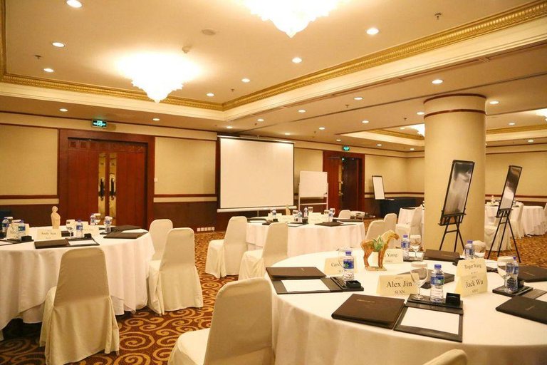 Business Facilities, Golden Flower Hotel Xi'an, Xi'an