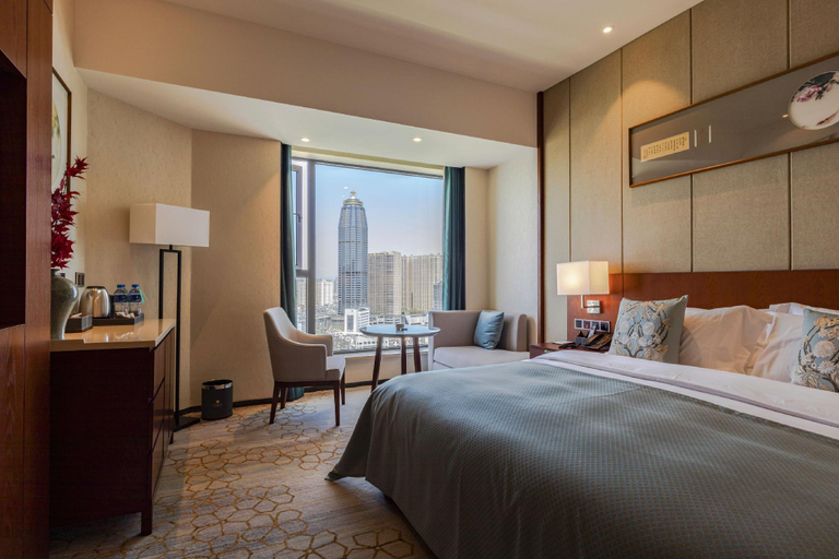 Bedroom 2, Stone Forest International Hotel, Qujing