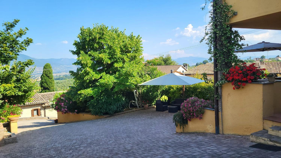 Exterior & Views, DIMORA DEL FALCO, Perugia