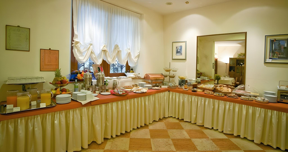 Food & Drinks 4, Hotel Alla Rocca Conference & Restaurant, Bologna