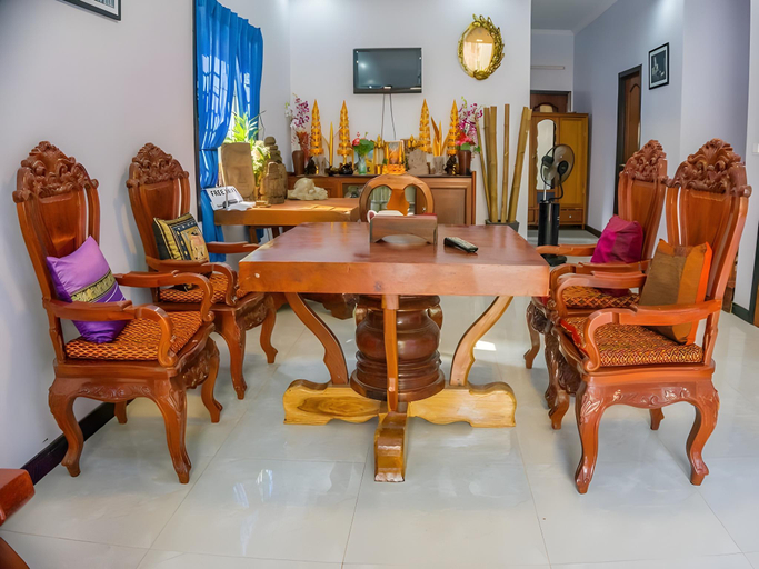 Public Area 2, Sophat Villa, Siem Reap