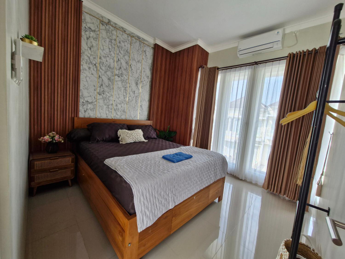 Bedroom 3, Ciara Villa with private pool, Malang