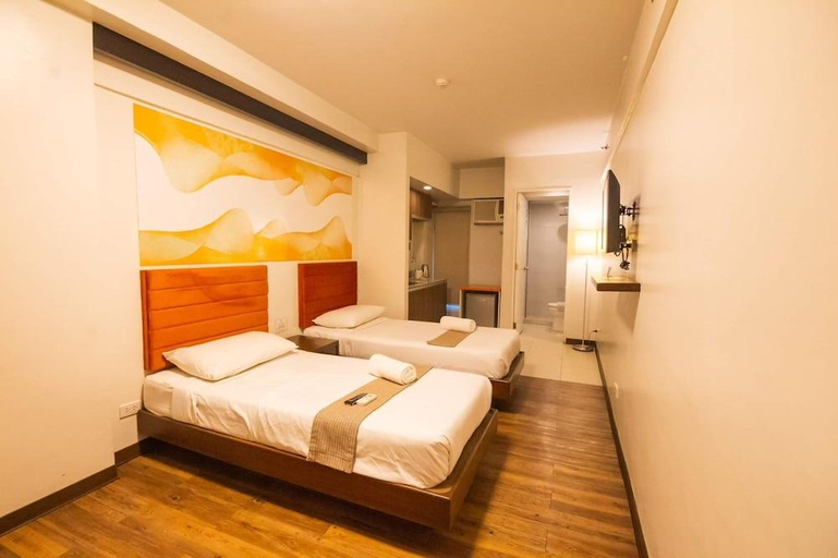 Bedroom 2, H Hotel Quezon City, Quezon City