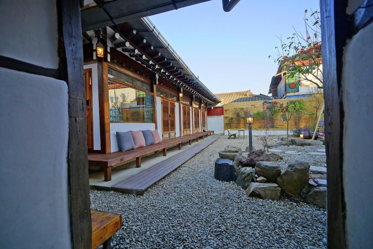 Others 4, Hanok Mibbeum, Jeonju