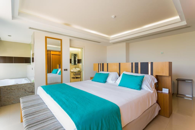 Bedroom 3, Sirenis Hotel Club Goleta, Baleares