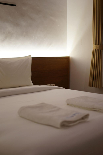Bedroom 2, Lantis Corp Inn, Lombok