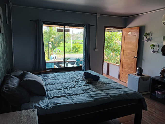 Bedroom 4, Suk-Samer Homestay, Cha-Am