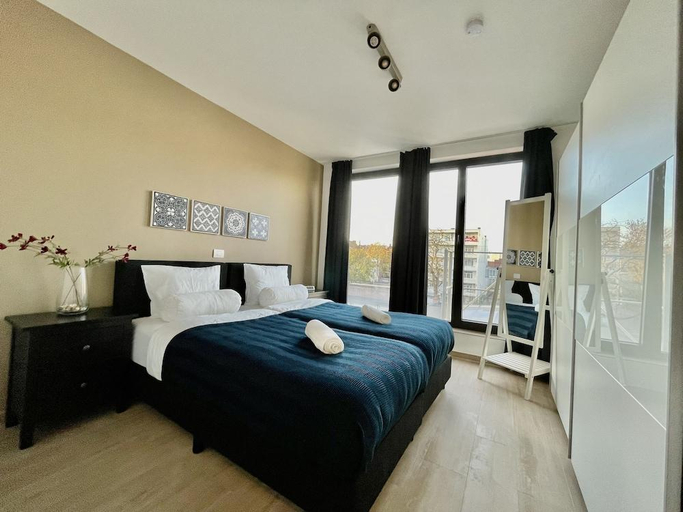 Bedroom 2, OneLuxStay near Diamond District, Antwerpen