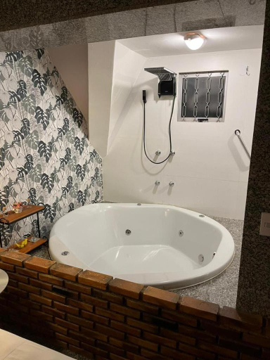 Bathroom, Pousada das Nascentes, Catas Altas