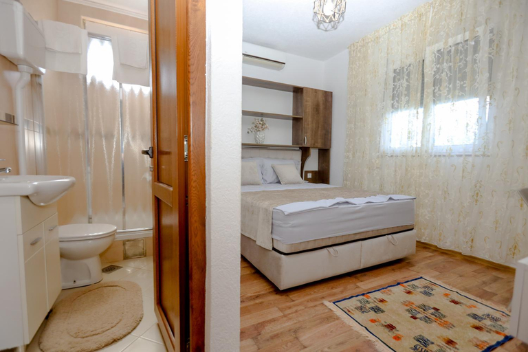 Bedroom 2, Apartments Oliva