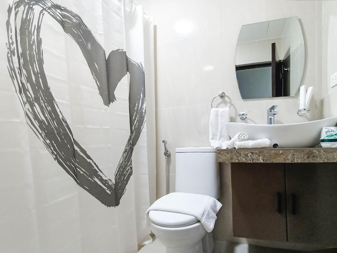 Bathroom 3, Manzil Anilao Cosy 1 bedroom Apt U7, Mabini