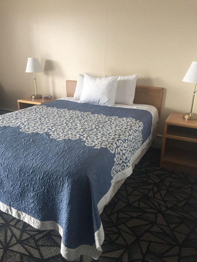 3, Tomahawk Motor Lodge Riverton US-26, Fremont