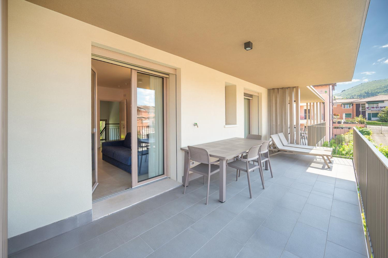 Others 2, ApartmentsGarda - Residenza Eleonora, Verona
