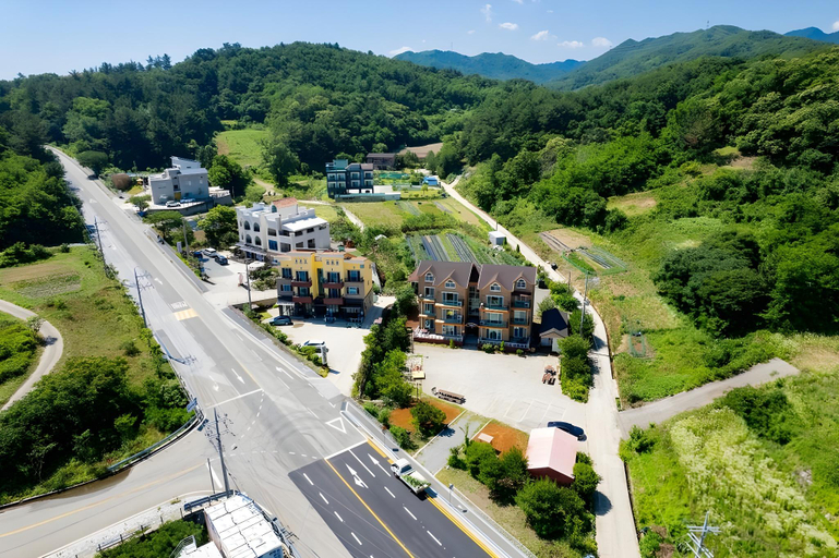 Others 5, Samcheok Bada Sketch Pension, Samcheok