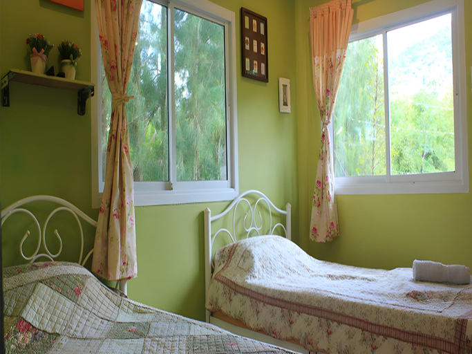 Bedroom 2, Baan Fahsai Resort, Suan Phung