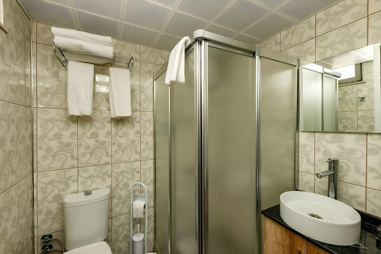 Bathroom 3, LINDA EXPO HOTEL, Antalya