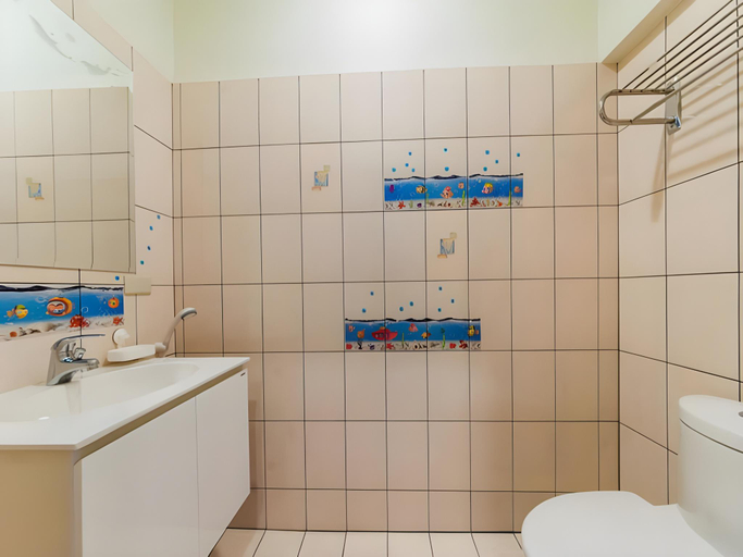 Bathroom, Yoyolife Hostel, Yilan