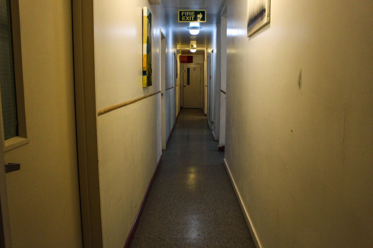 Public Area 2, Microtel Backpackers, Hamilton