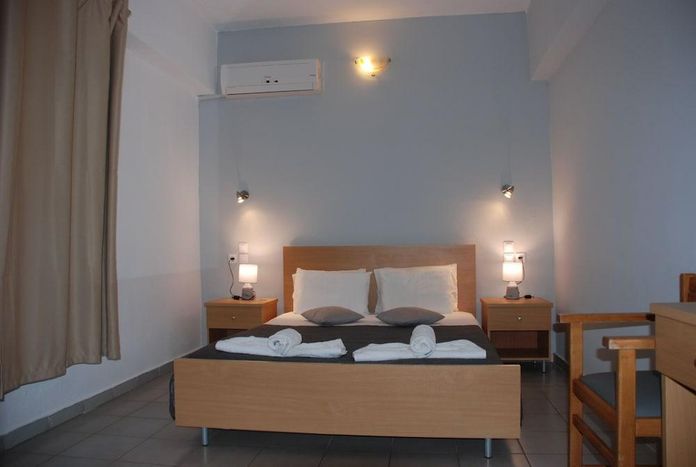 Bedroom 3, Bayside Hotel Katsaras, South Aegean