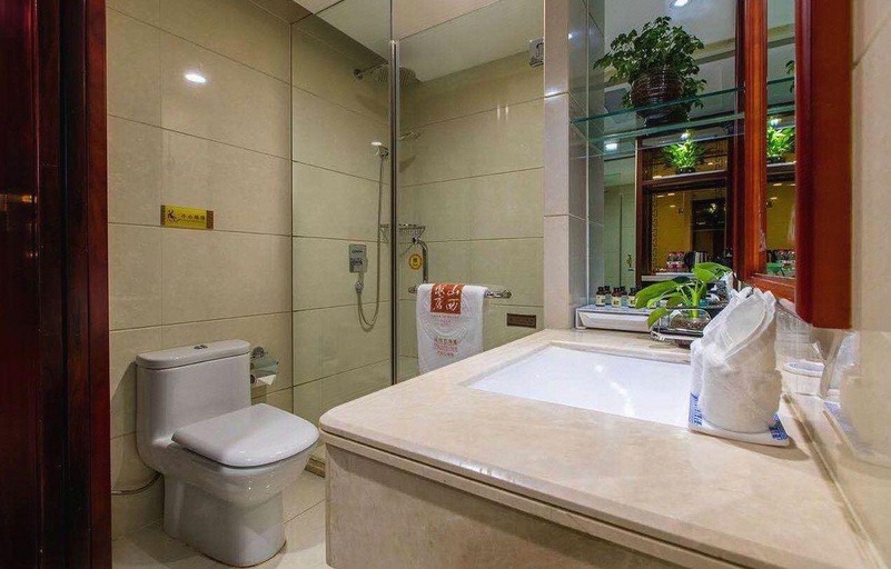Bathroom, Shanxi Hotel, Taiyuan