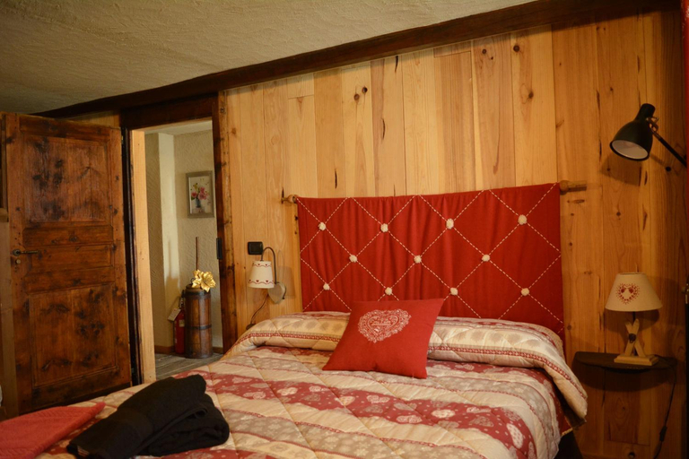 Bedroom 2, Osteria l'iero d'Eima', Cuneo