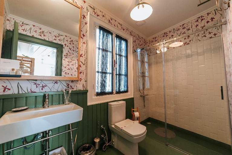 Bathroom 5, Gumruk Otel Urla, Urla