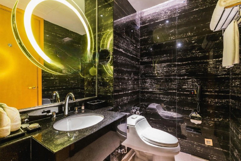 Bathroom 4, The Garden Hotel of Zhanjiang, Zhanjiang