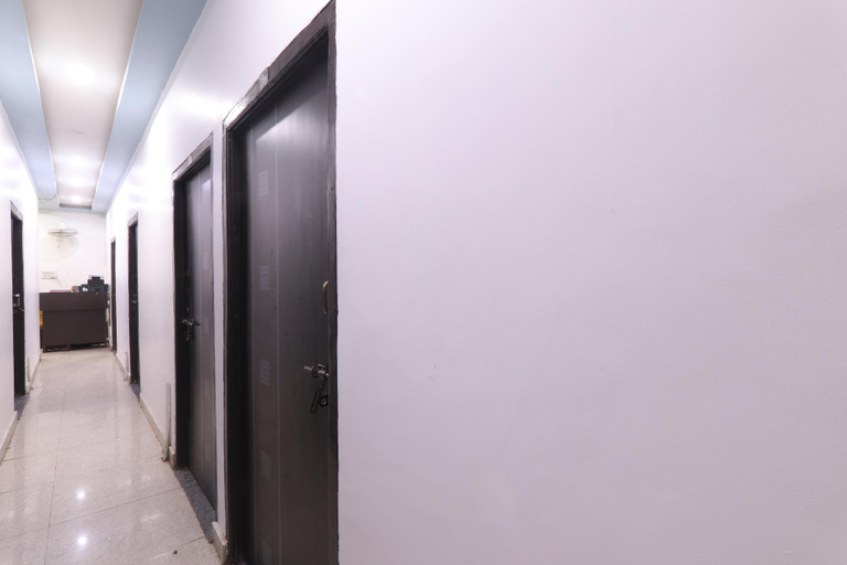 Others 4, Hotel Metro Regency, Lucknow