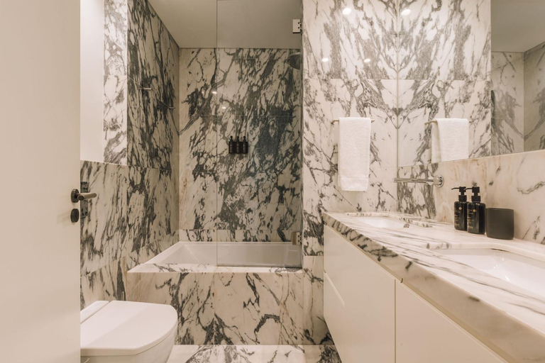 Bathroom 3, Ando Living São Nicolau House, Lisbon
