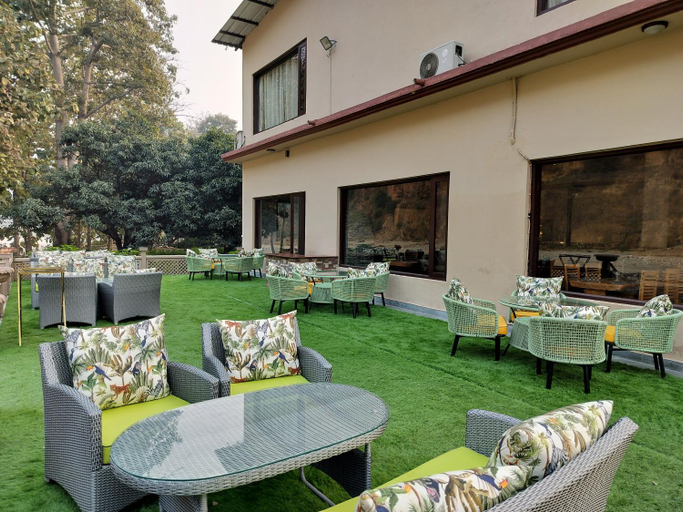 Food & Drinks 5, Bel-La Monde Hotel "Riverside" - Jim Corbett, Nainital