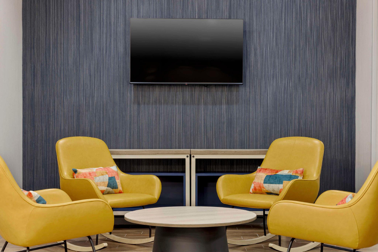 Public Area 3, Spark by Hilton Newcomerstown, Tuscarawas