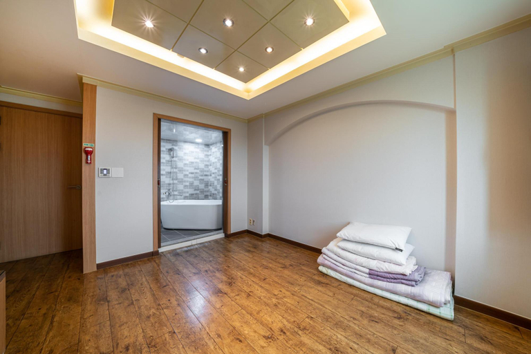 Bedroom 2, Jebudo Suite Hotel, Hwaseong