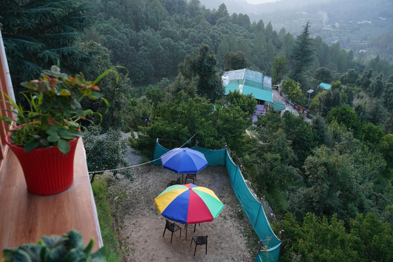 Others 5, Ekantha, Nainital
