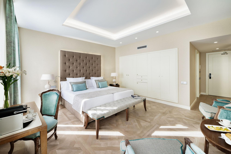 Bedroom 2, Lamaro Hotel, Barcelona